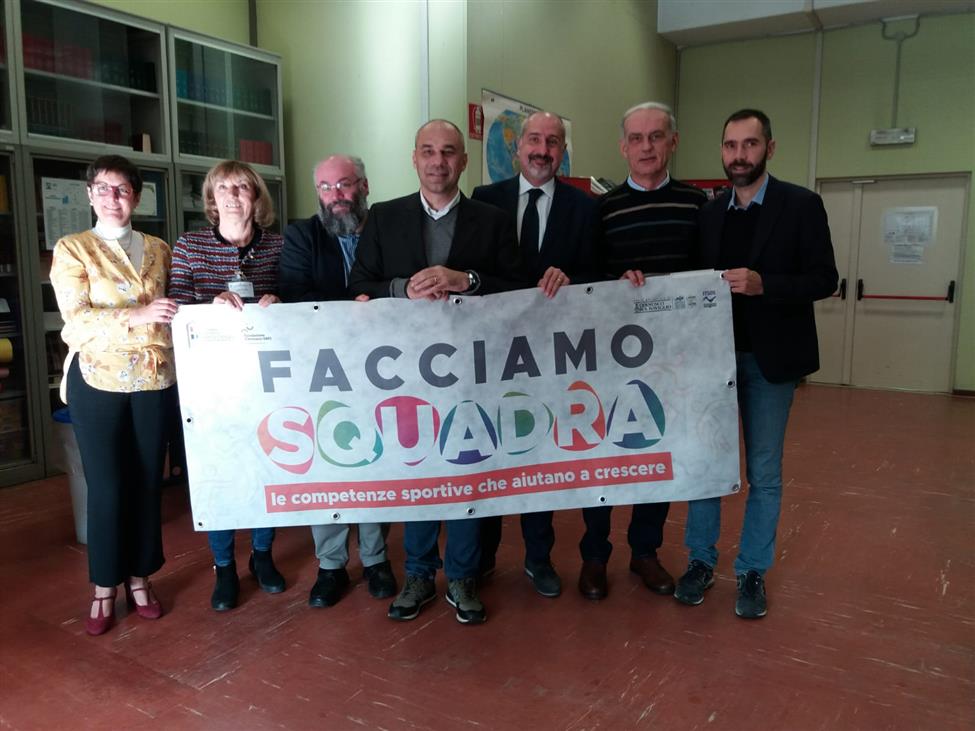 “FACCIAMO SQUADRA”, PER AIUTARE A GESTIRE L’ANSIA E LO STRESS DEI RAGAZZI