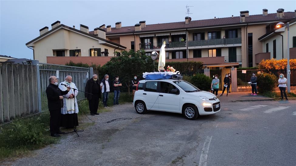 S. ROSARIO MESE DI MAGGIO, NEI CORTILI TUTTE LE SERE ALLE 20.30